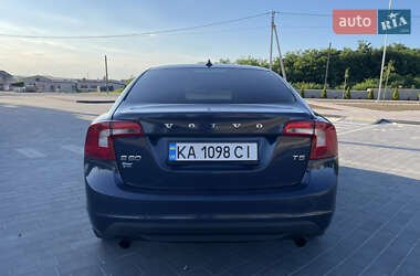 Седан Volvo S60 2011 в 