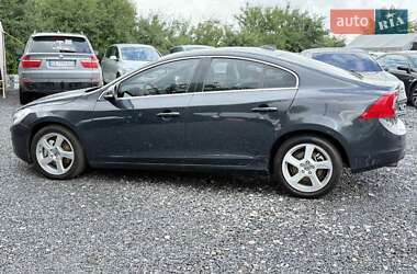 Седан Volvo S60 2011 в 