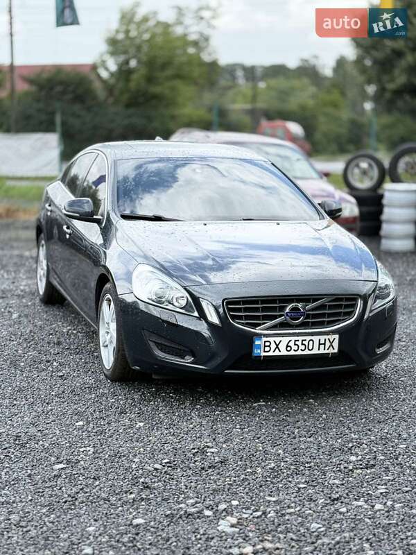 Седан Volvo S60 2011 в Старокостянтинові