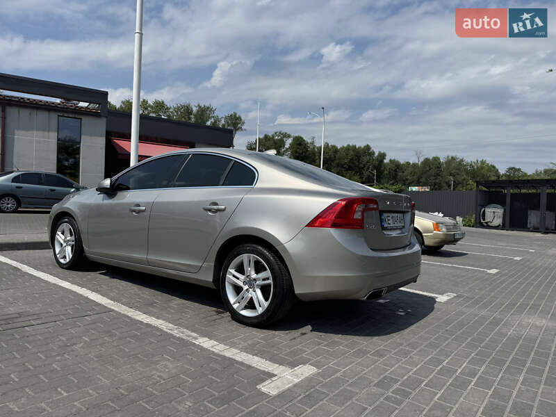 Седан Volvo S60 2014 в Днепре