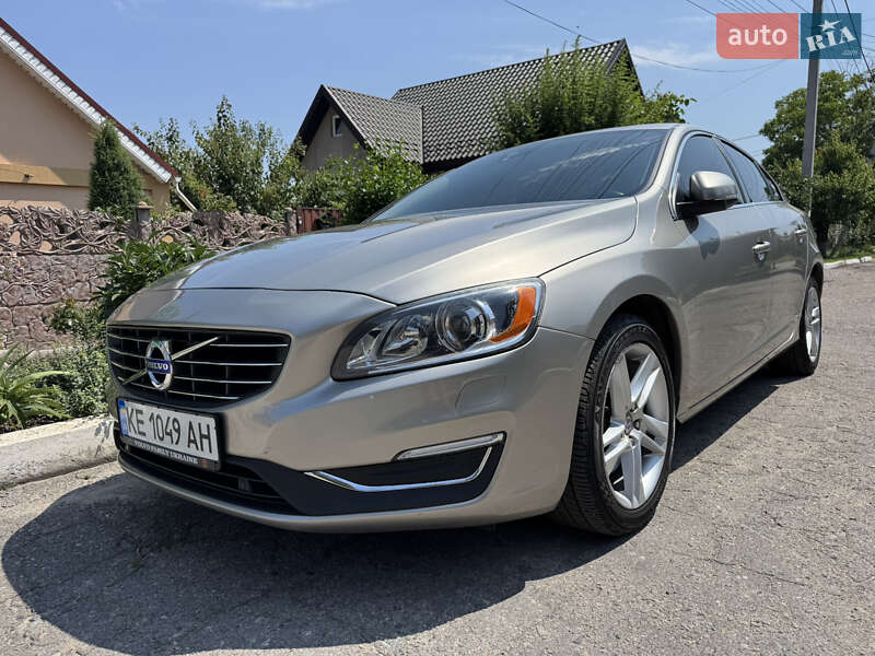 Седан Volvo S60 2014 в Днепре
