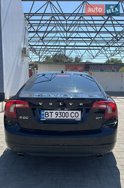 Седан Volvo S60 2011 в 