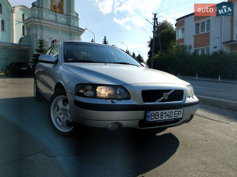 Седан Volvo S60 2001 в Володимирі