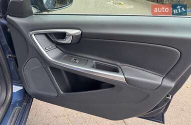 Седан Volvo S60 2014 в 