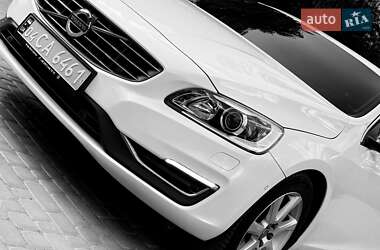 Седан Volvo S60 2017 в Житомирі