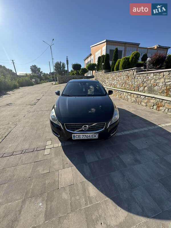 Седан Volvo S60 2012 в Сокирянах