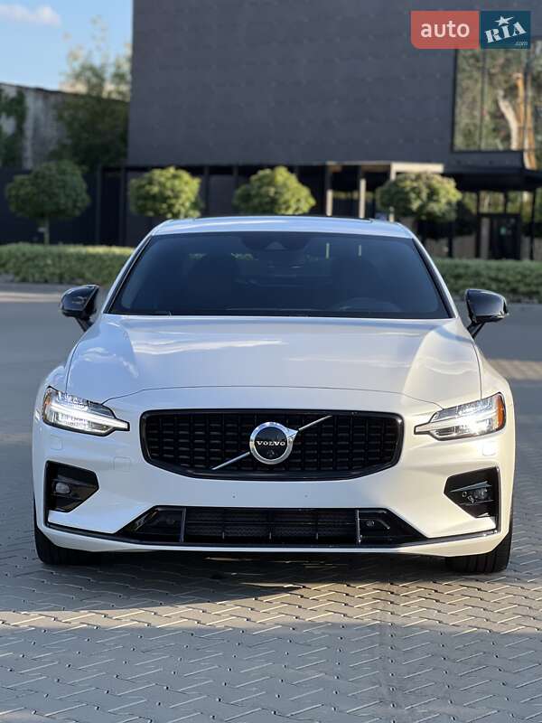 Седан Volvo S60 2019 в Києві фото 2 Седан Volvo S60 2019 в Києві