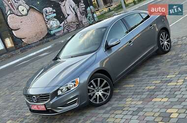 Седан Volvo S60 2017 в 
