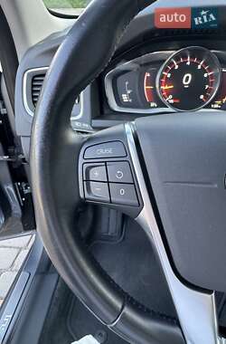 Седан Volvo S60 2017 в 