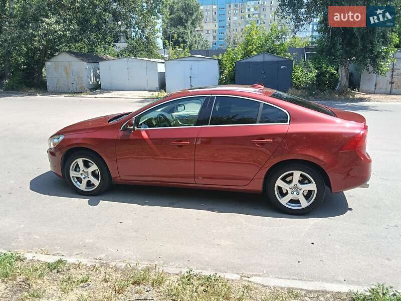 Седан Volvo S60 2012 в Днепре