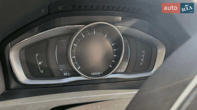 Седан Volvo S60 2014 в Ровно