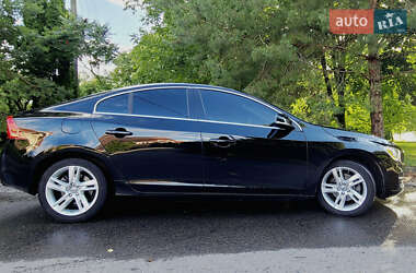 Седан Volvo S60 2014 в 