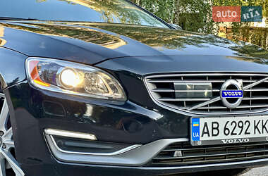 Седан Volvo S60 2017 в 