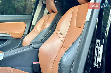Седан Volvo S60 2017 в 
