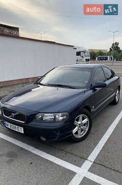 Седан Volvo S60 2002 в Киеве