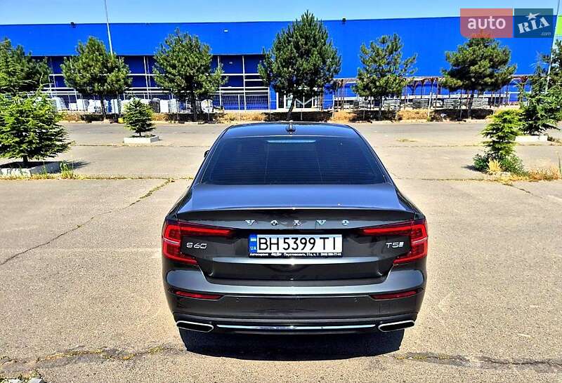 Седан Volvo S60 2020 в Одессе