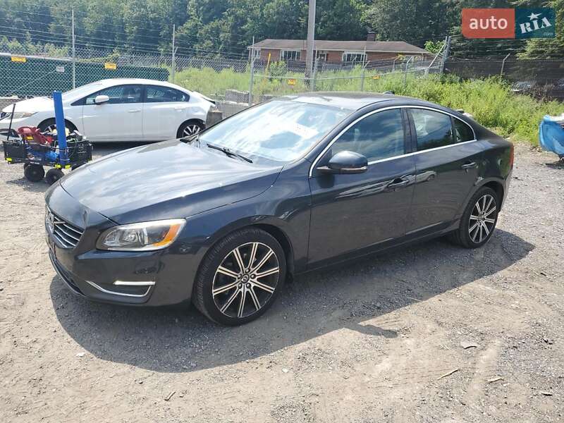 Volvo S60 2015