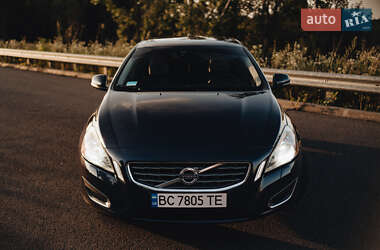 Седан Volvo S60 2012 в 