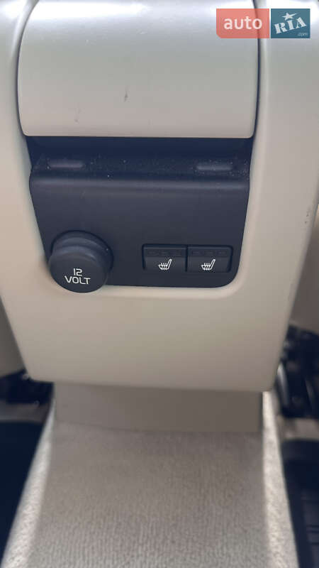 Седан Volvo S60 2014 в Ивано-Франковске