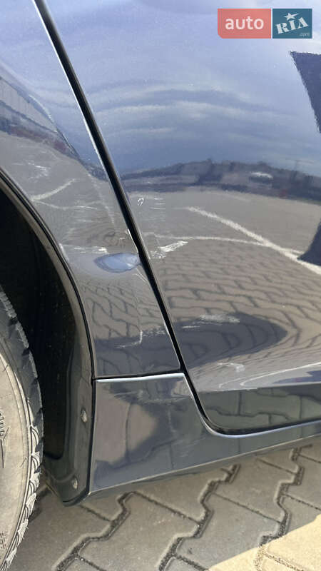 Седан Volvo S60 2014 в Ивано-Франковске
