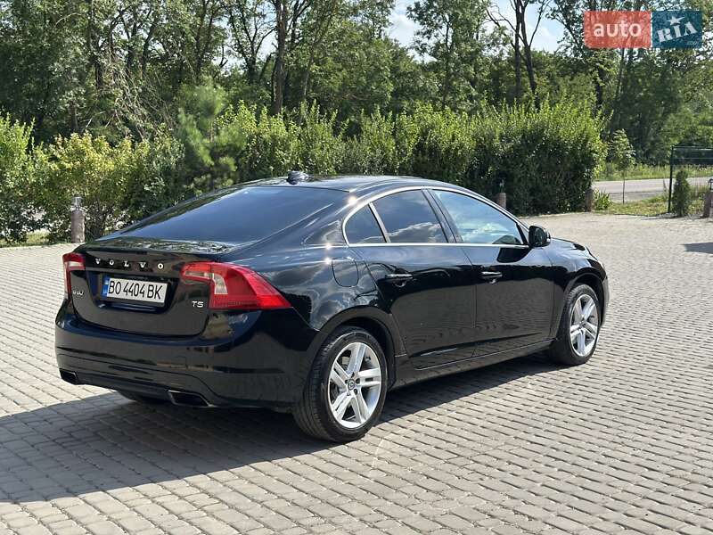 Седан Volvo S60 2014 в Тернополе