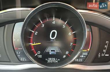 Седан Volvo S60 2014 в 