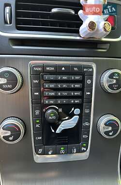 Седан Volvo S60 2014 в 