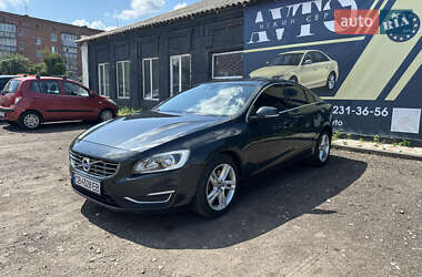 Седан Volvo S60 2013 в 