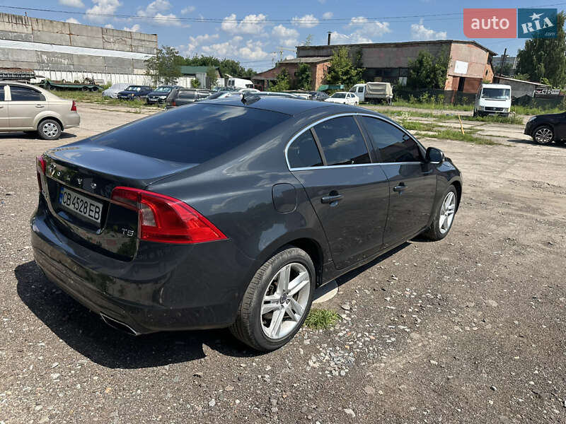 Седан Volvo S60 2013 в Нежине