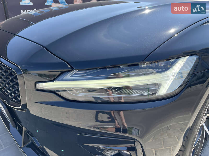 Седан Volvo S60 2024 в Киеве