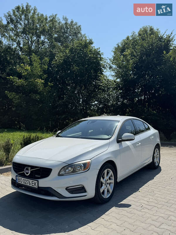 Седан Volvo S60 2015 в Тернополе