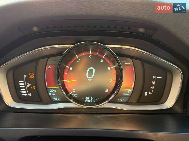 Седан Volvo S60 2015 в Луцке