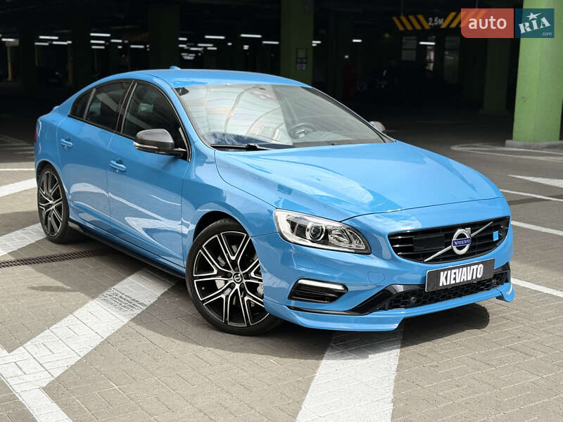 Седан Volvo S60 2017 в Киеве