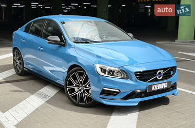 Седан Volvo S60 2017 в 