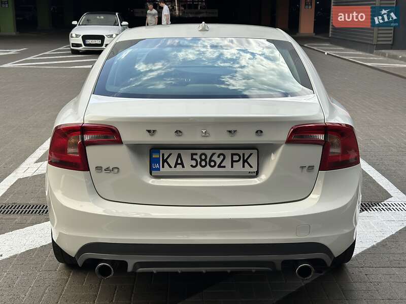 Седан Volvo S60 2017 в Киеве