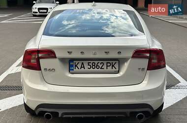 Седан Volvo S60 2017 в 