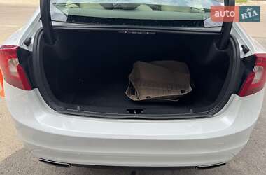 Седан Volvo S60 2014 в 