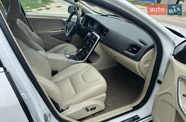 Седан Volvo S60 2014 в 