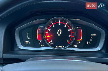 Седан Volvo S60 2017 в 