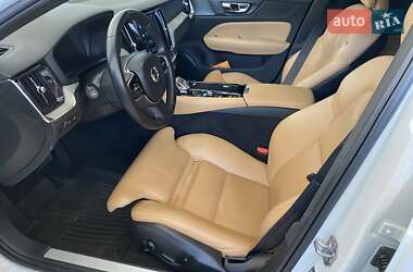 Седан Volvo S60 2019 в 