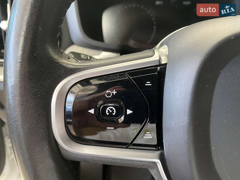 Седан Volvo S60 2019 в Одессе