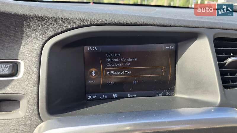 Седан Volvo S60 2010 в Самборе