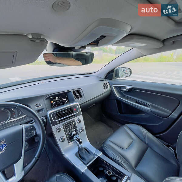 Седан Volvo S60 2017 в Києві