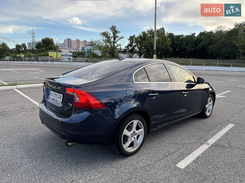 Седан Volvo S60 2012 в Киеве фото 8 Седан Volvo S60 2012 в Киеве