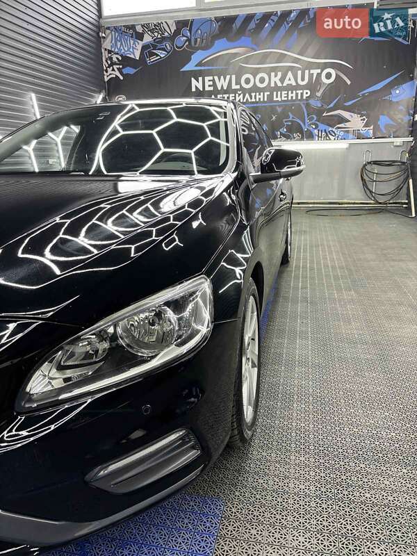 Седан Volvo S60 2013 в Києві
