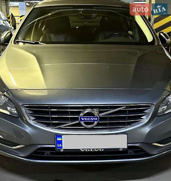 Volvo S60 2015