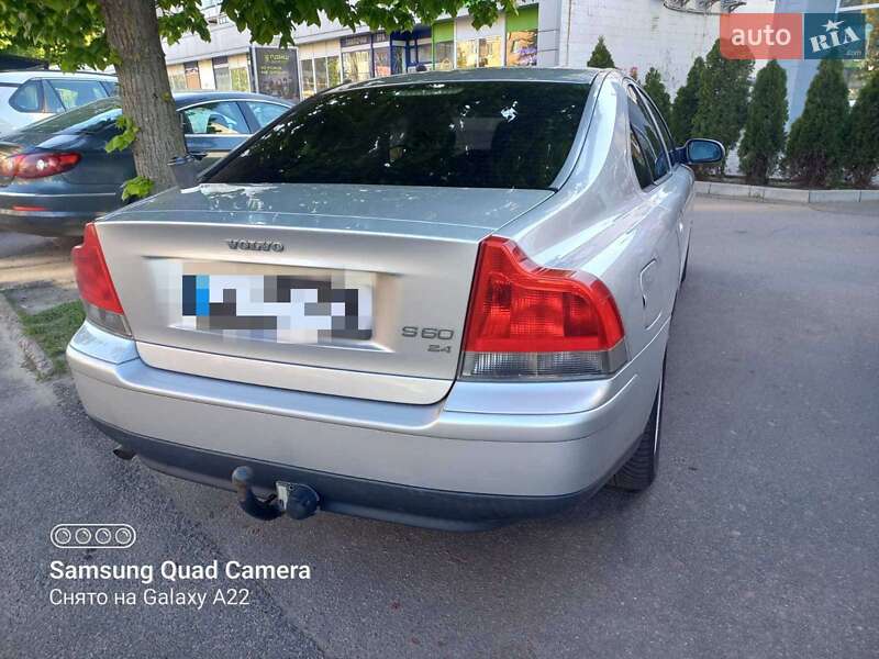 Седан Volvo S60 2002 в Бобровице