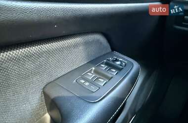 Седан Volvo S60 2019 в 