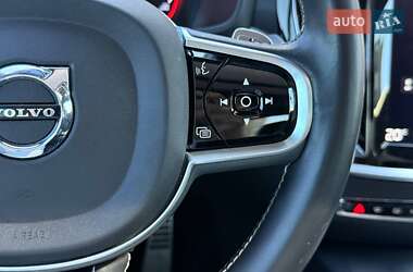 Седан Volvo S60 2019 в 