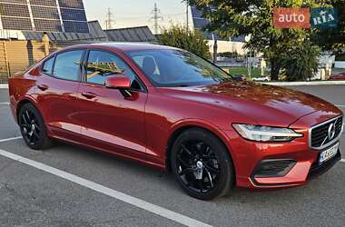 Седан Volvo S60 2019 в 